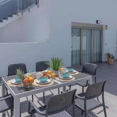 Apartmán Poris 4 Beachfront By Holidays *