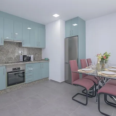 Poris 4 Beachfront By Holidays Appartement Corralejo