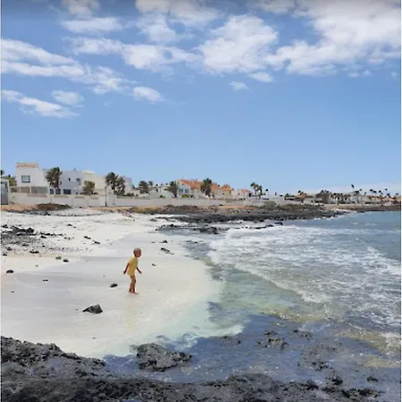 Poris 4 Beachfront By Holidays