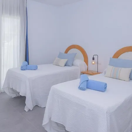 Poris 4 Beachfront By Holidays